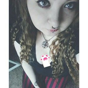 Meet your Posher, Breanna